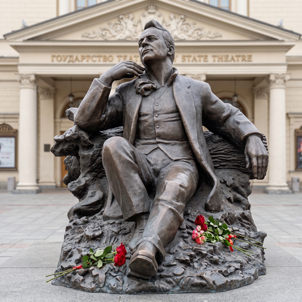 Памятник Шаляпину