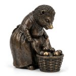 скульптура «Ёжик с корзиной»